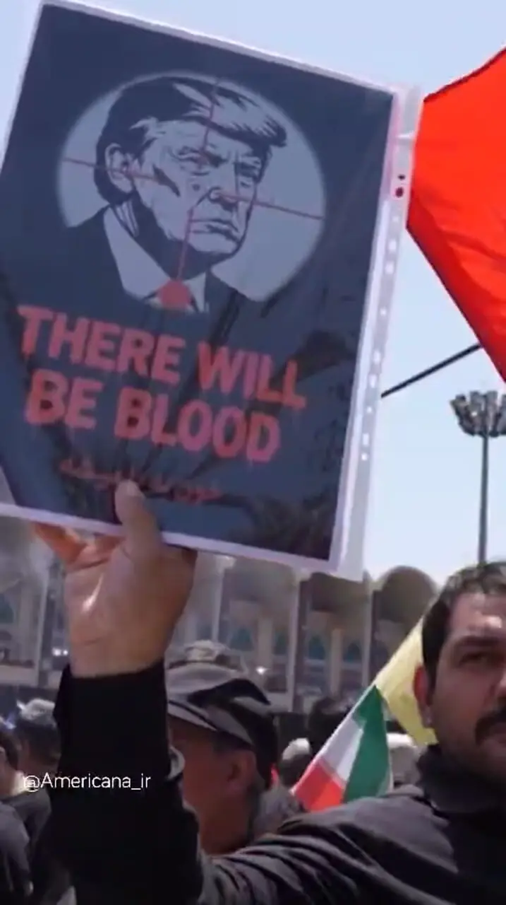 گزارش CNN از خشم مردم در مراسم وداع با رهبر شهید